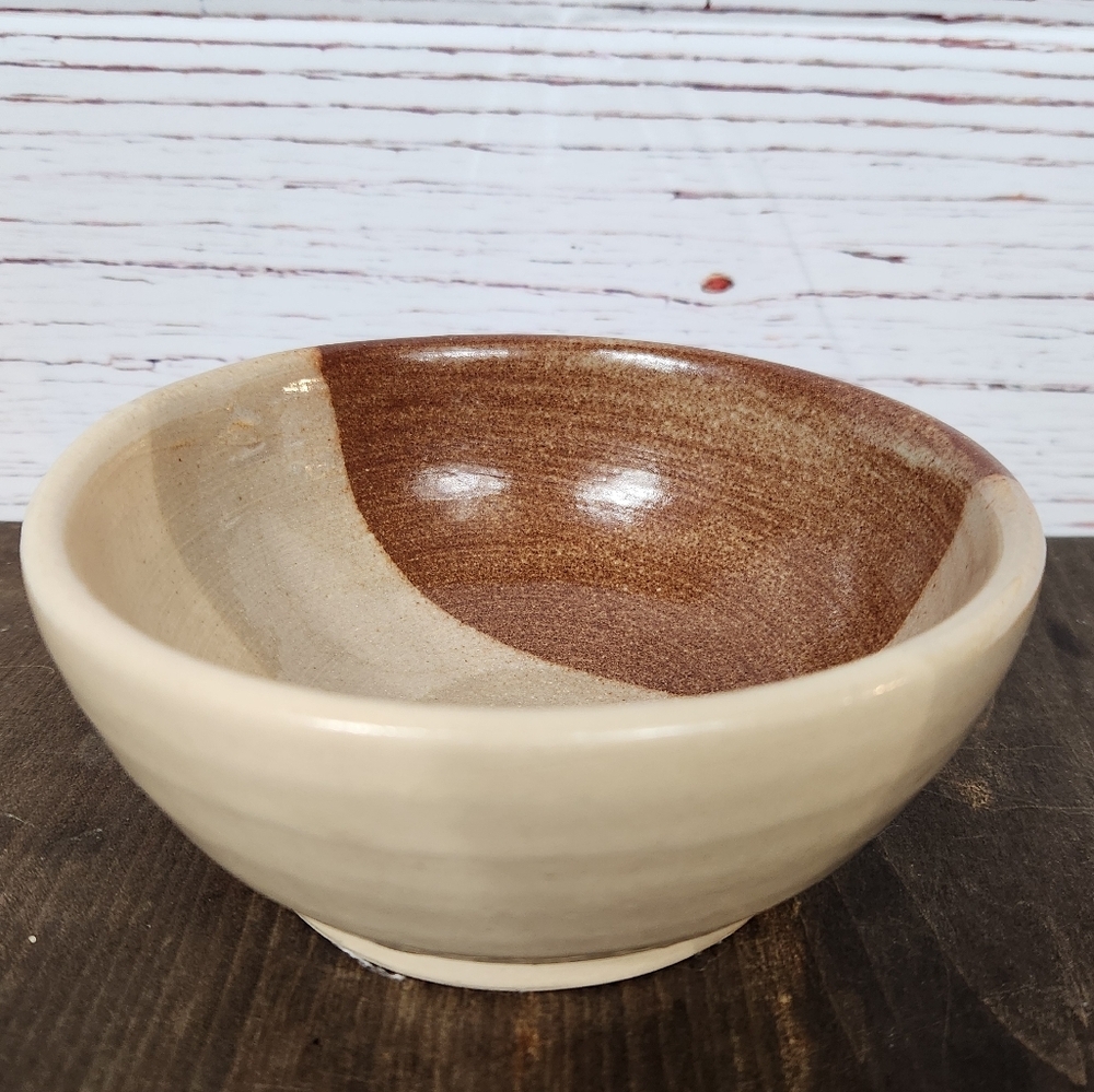 Handcrafted Three Color Pottery Bowl - Picture 3 of 7